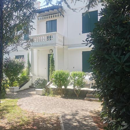 Villa Eche-Pherdea Сен Жан дьо Луз Екстериор снимка